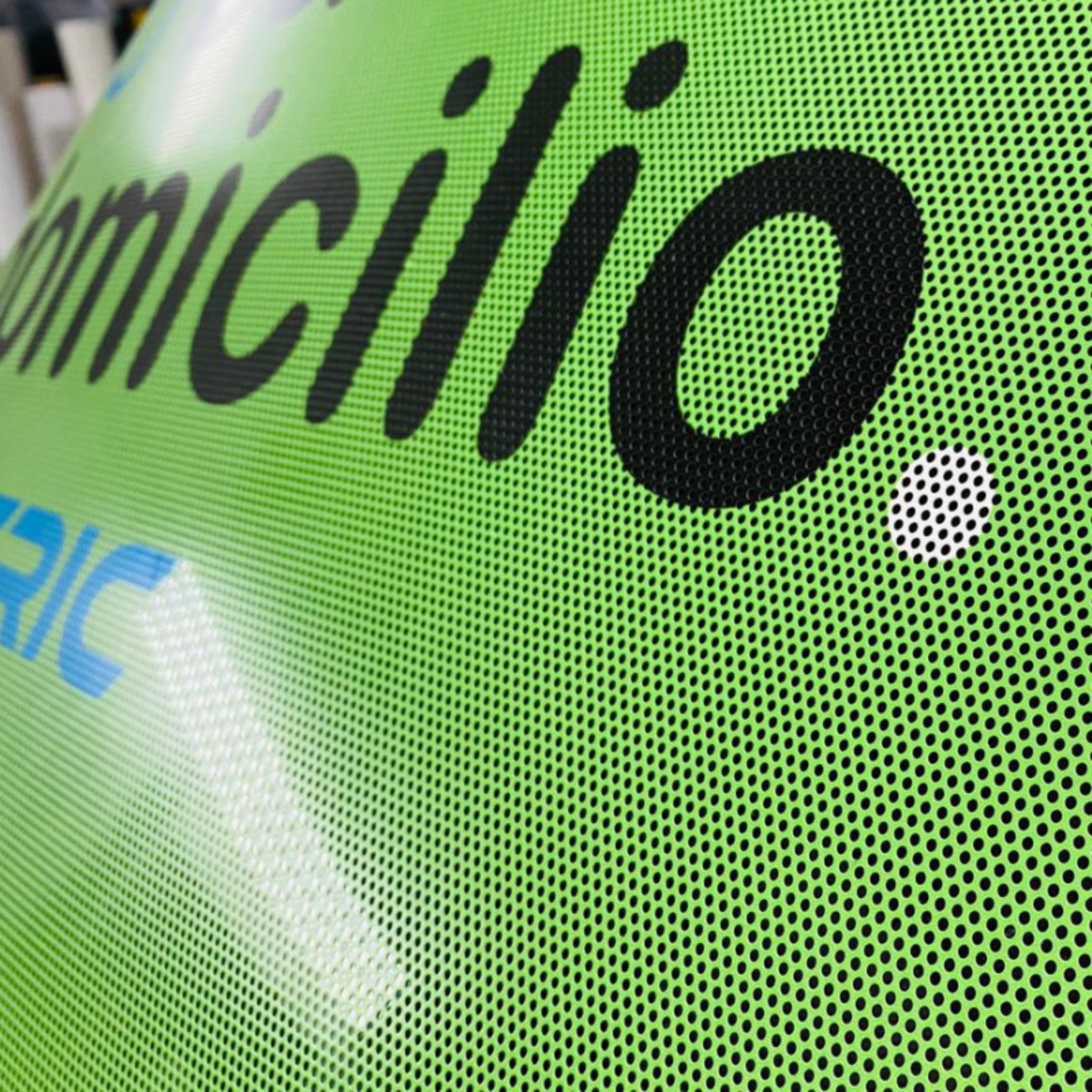 VINIL MICROPERFORADO IMPRESO PARA VIDRIOS